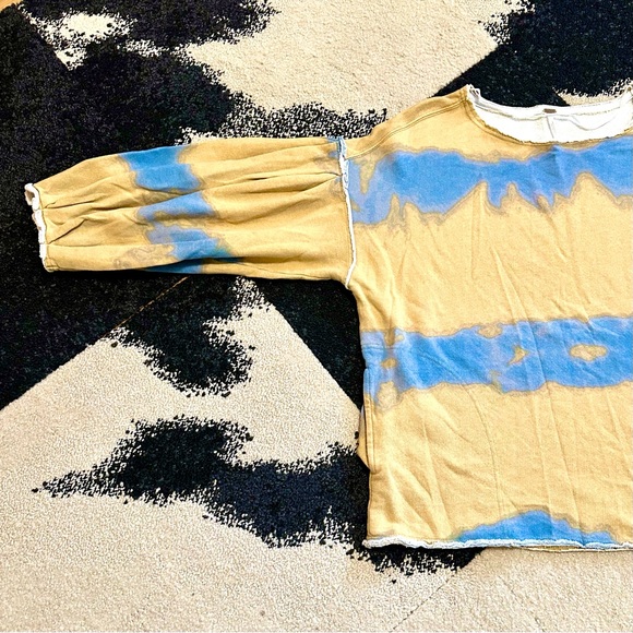 *NWT* FREE PEOPLE Feels Right Pullover in Wheat Combo Puff Sleeve Oversize — XS - Picture 6 of 11